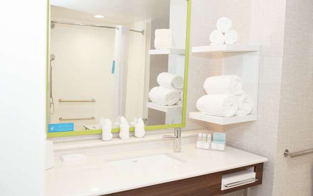 Hampton Inn & Suites Dundee