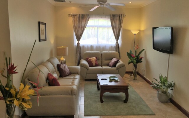 La Reserve #A4 Luxury Condo