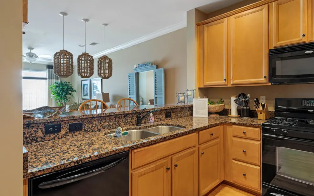 Grande at Canal Retreat Great Area in Rehoboth!