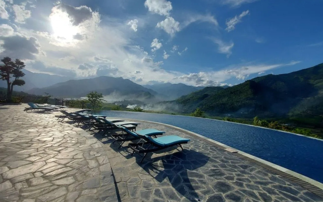 Le Champ Tu Le Resort Hot Spring & Spa