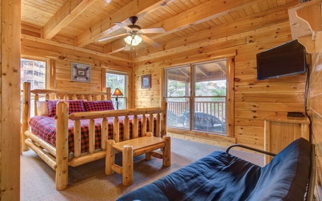 Moonlight Lodge