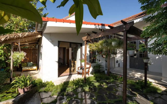 Mimi House