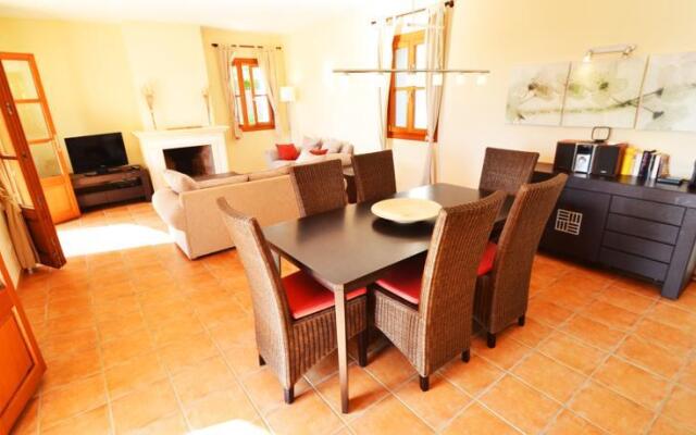 Villa Spring 1