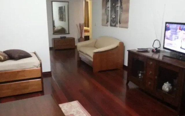 Golden Star Apartment