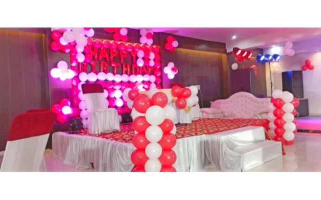 Hotel Holiday Inn, Lucknow