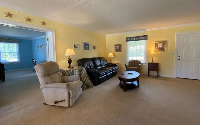 Lyons Den 3 Bedroom Home