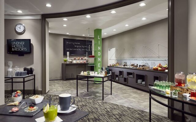 Lindner Hotel Cologne City Plaza, part of JdV by Hyatt