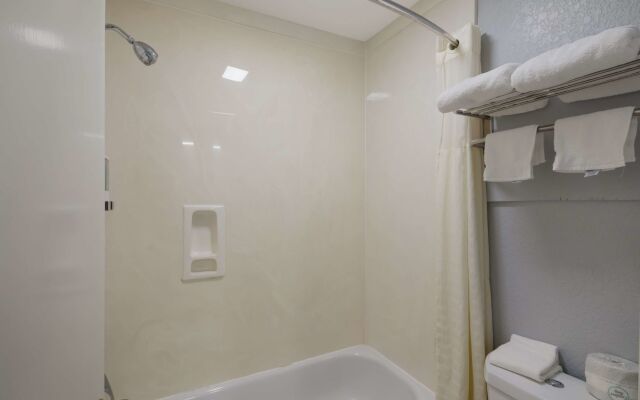 Americas Best Value Inn Buda Austin S