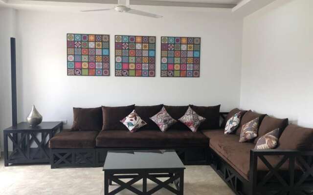 Royal Home Villa Apartment