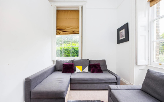 London City Premium Apartment with Parking