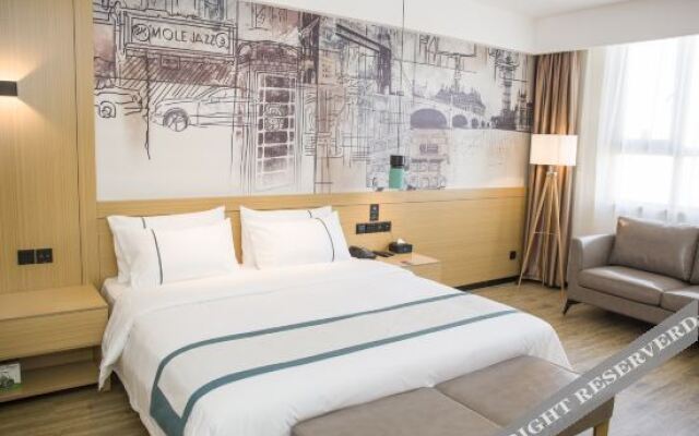 City Comfort lnn Dayi High-speed Railway Station