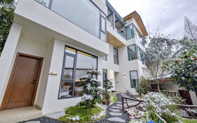 Yinyu Tingchan Hot Spring Bed and Breakfast