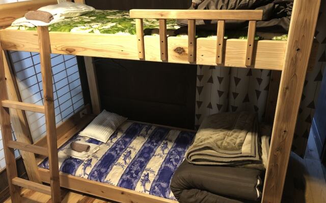 Guesthouse Voketto - Hostel