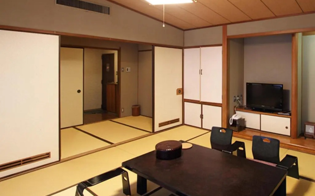 Kamogawa-kan Inn – Guest Rooms – Kyoto