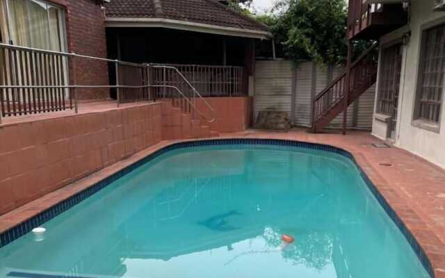 Esselmont Guest House