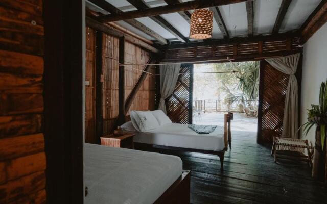 Isla Fuerte Eco House