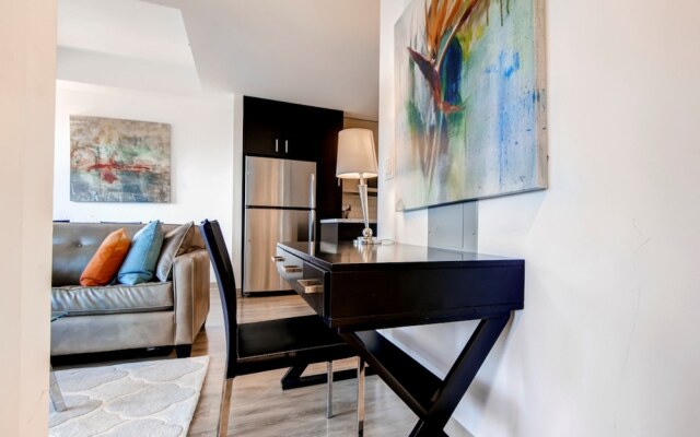Global Luxury Suites Bridgepoint Circle