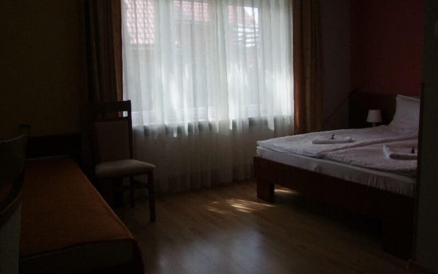 Pokoje Gościnne Warneńczyka 85A