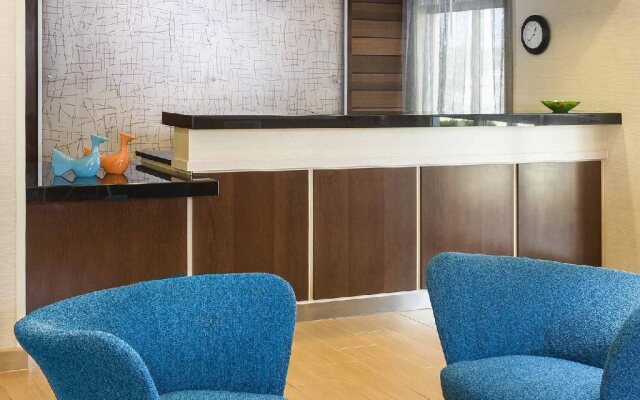 Fairfield Inn & Suites Holland