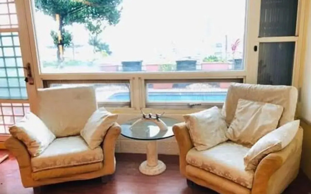 Dot King Villa