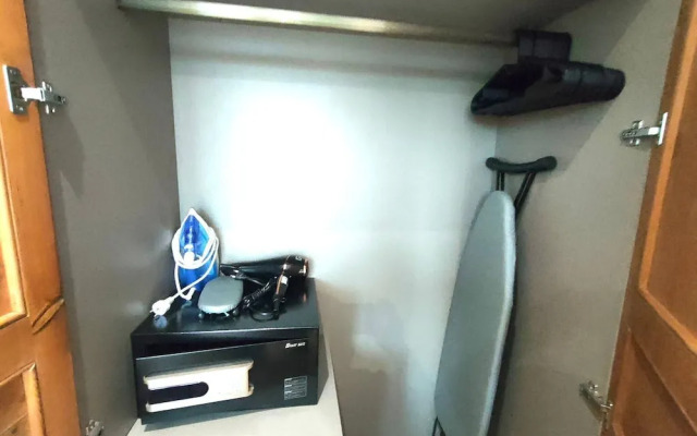 421c Studio Opened Space With Nice Breeze Private Wi Fi