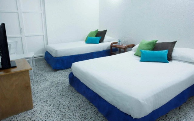 Hotel On Vacation Blue Reef
