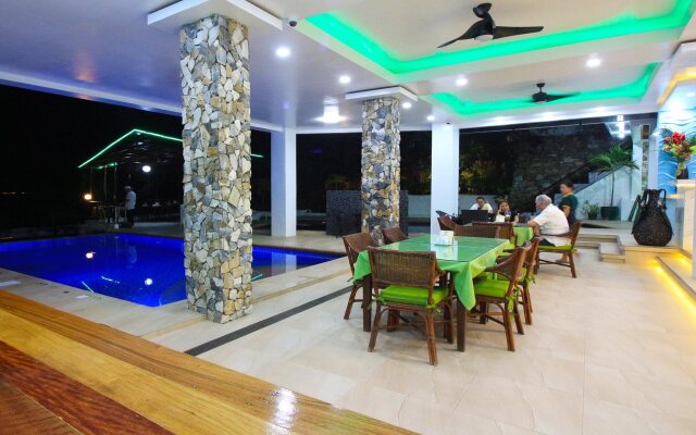 Manarra Seaview Resort