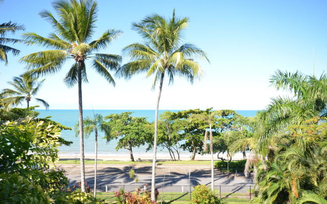 Roydon Beachfront Apartments