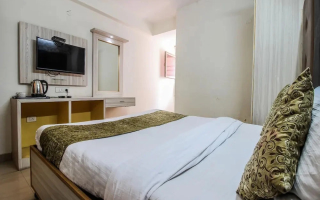 Star Palace Hotel By OYO Rooms