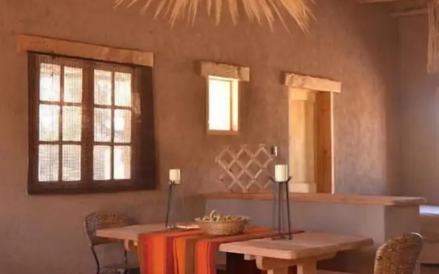 Hostal Valle De La Luna