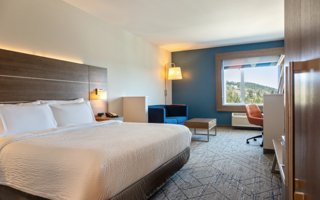 Holiday Inn Express & Suites Victoria - Colwood