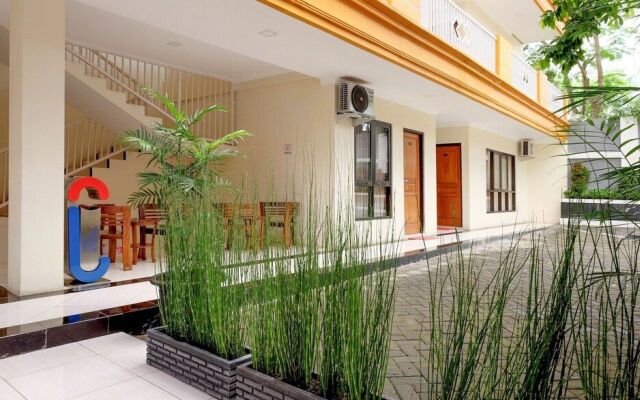 ZEN Rooms near Stasiun Kota Baru