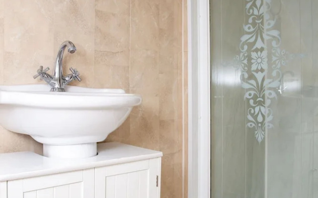 Sandgate 2-bed Apartment in Ayr Central Location