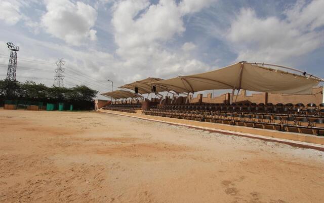 Golden Amoon Resort