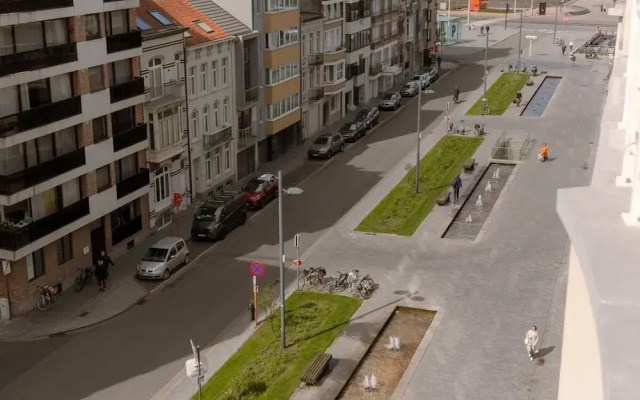 Trendy Apartment for 4 at 200m From the Coastline