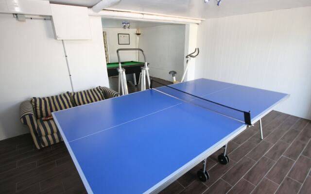 Modern Villa in Clohars-Carnoët with Private Swimming Pool