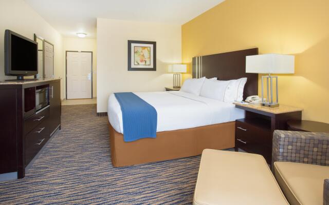 Holiday Inn Express Hotel & Suites Denver North - Thornton, an IHG Hotel