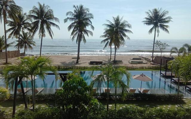 Tungtong Beach Villas