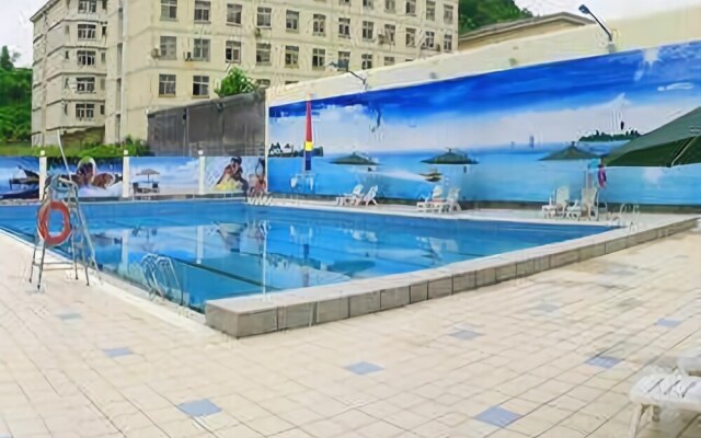 Huafu Hotel