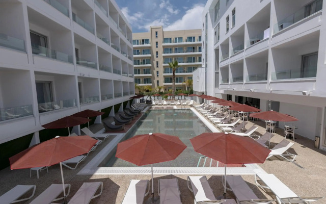 Kokkinos Boutique Hotel