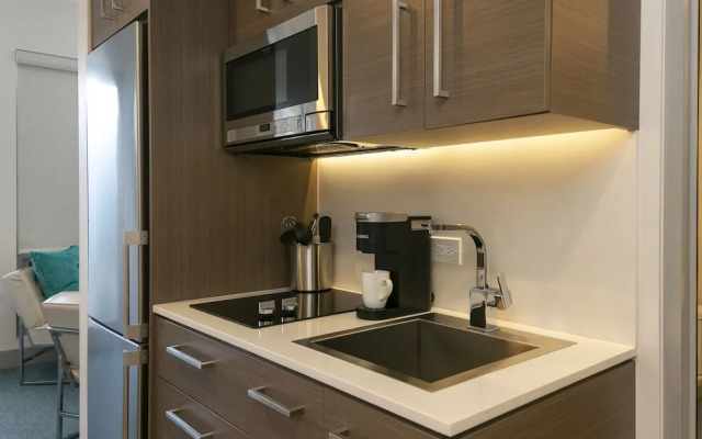 Marketplace Suites