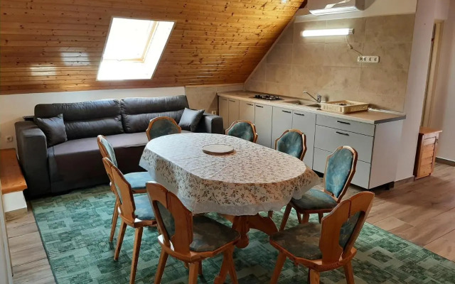 8 féröhelyes apartman