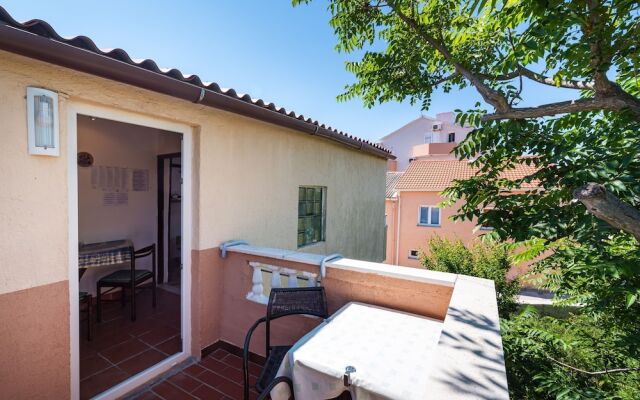 Ivica Studio Apartment