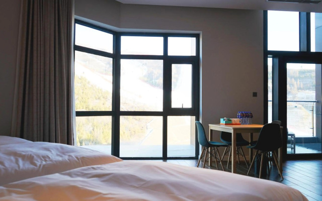 Отель Holiday Inn Express Chongli