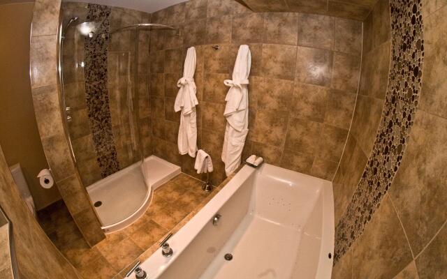 Best Western Plus Nor'wester Hotel & Conference Centre