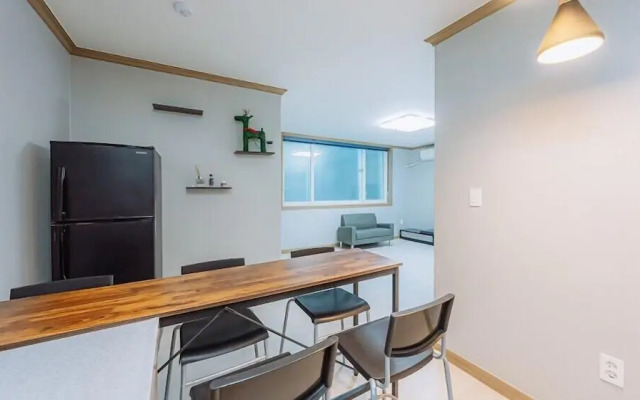 Geoje Swim Pension
