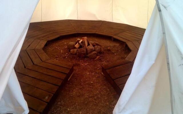 Эко-отель Лес