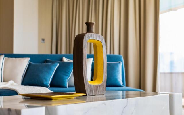 DXB - Five - 41501 - PJ