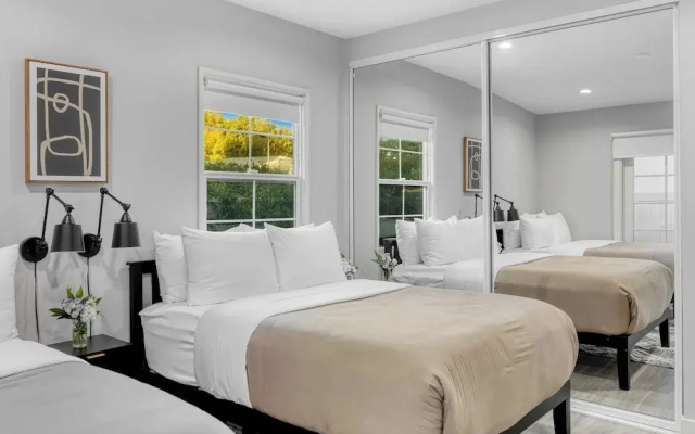Fulton I by Avantstay Modern Haven in Downtown