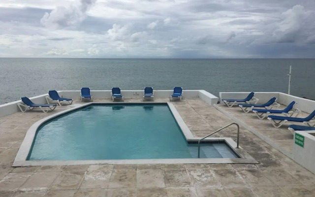 Delaporte Point Oceanfront Townhouse